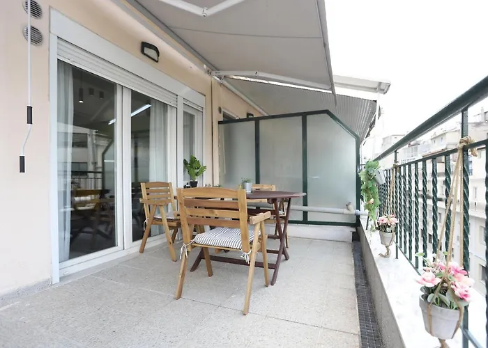 Ladadika Terraza #1 Appartamento *